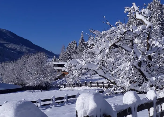 Brunnerhof Apartament Strassen