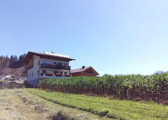 Brunnerhof Apartament Strassen