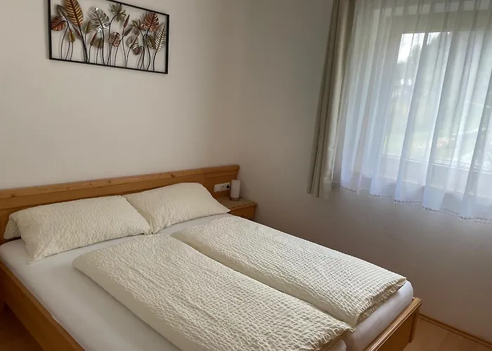 Brunnerhof * Strassen